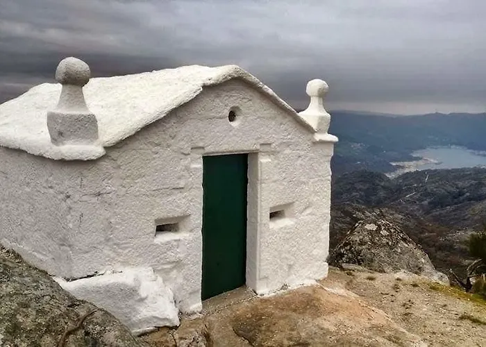 Cantinho Ti Carlos Питойнш-даш-Жуньяш